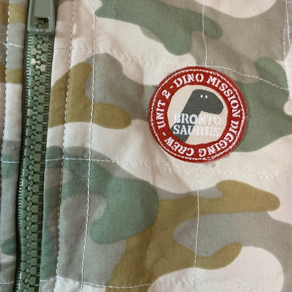 Babyworks Camouflage Unit 2 Dino Mission Digging Crew Hoodie Vest & Pants - Picture 2 of 9